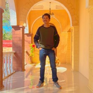 Meet your Posher, Ashish